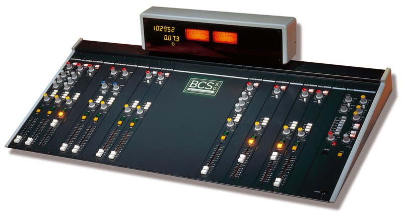 Console analogique broadcast Dateq BCS50