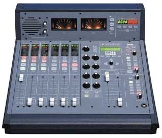 Console numerique broadcast Soundcraft RM1D