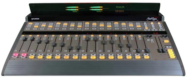 Harris NetWave console numérique broadcast radio